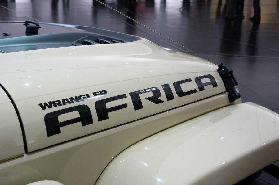  Jeep Wrangler Africa Concept 2015 года  (фото 4 из 16)